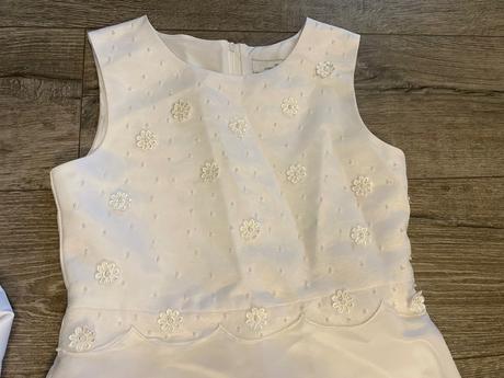 Luxusne slavnostne saty s bolerkom zn. kommunion, 152