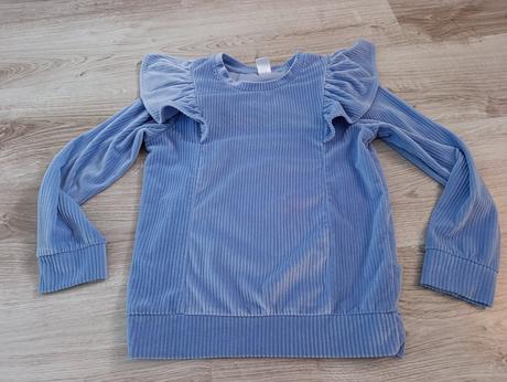 Zamatová mikina, 134