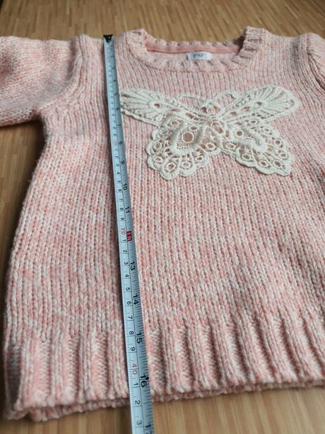 Pleteny sveter s motylom, f&f,122