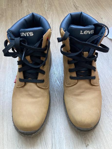 Topánky na zimu, levis,39