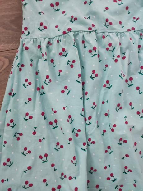 Šaty nenosené, h&m,140