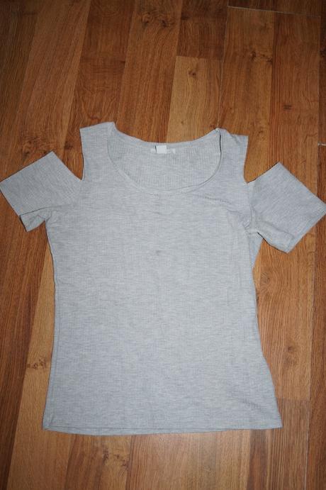 Šedé tričko, amisu,m
