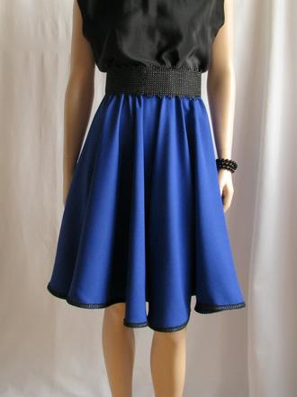 Obojstranná kruhová spoločenská sukňa, m / s