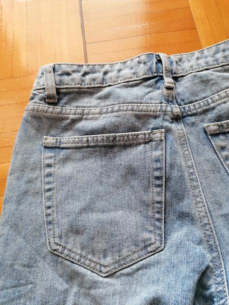 Dámske potrhané rifle re dress, xs