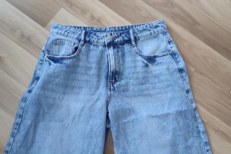 Šortky po kolená, 30