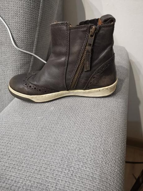 Prechodné vyššie topánky, 30