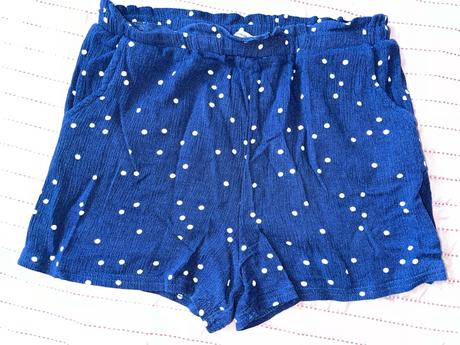 Kraťasy ako šunka 140, sinsay,140