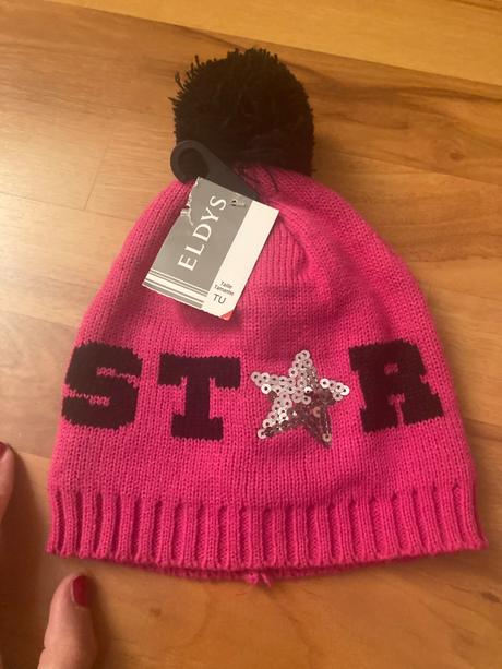 Ružová ciapka, tu,92