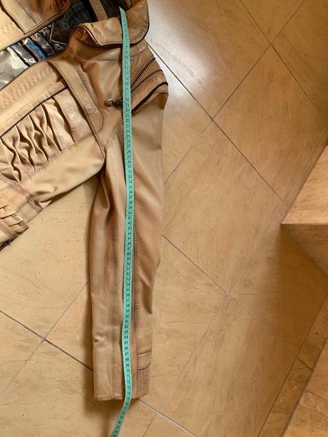 Damska koženná bunda ručná práca., m