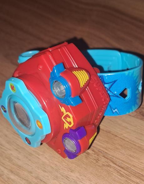 Super zings hodinky, pepco