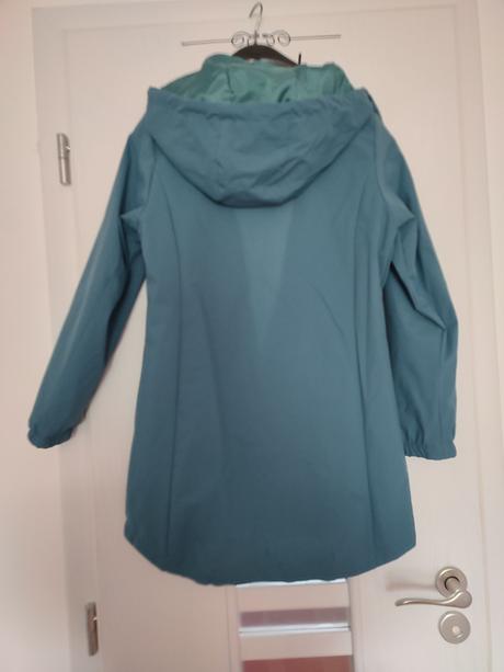 Tenšia bundička, gate,152