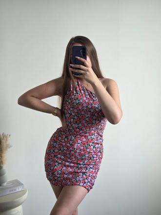 Kvetované šaty s/m, bershka,s