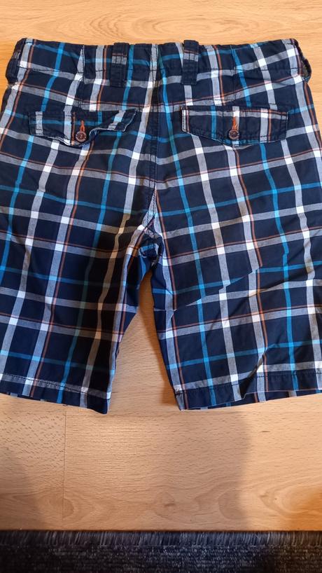 Kraťasy, reserved,146