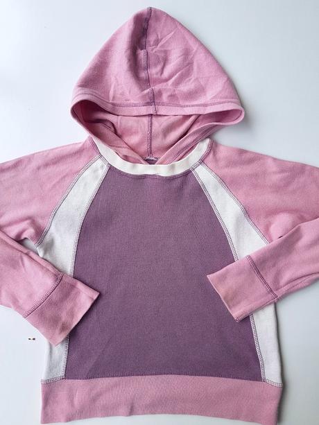 Tričko s kapucňou, 152