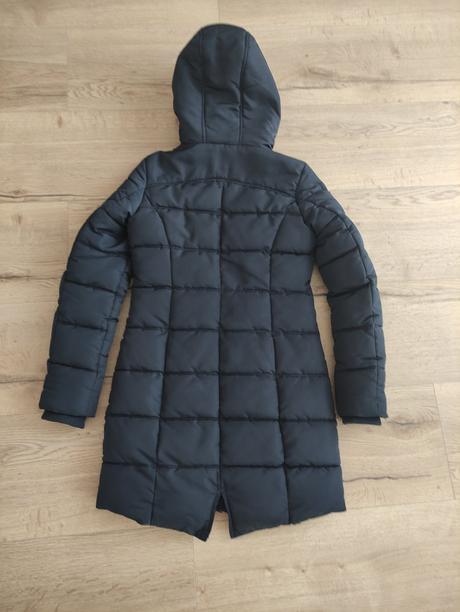 Tmavomodry kabat, kenvelo,s