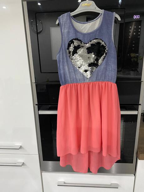 Dievčenské šaty velk.128, 128