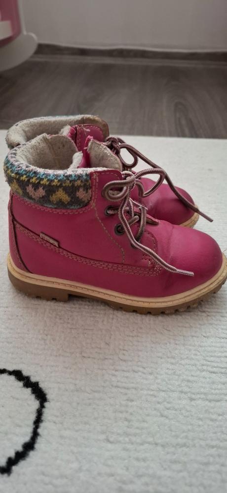 Dievcenske topanky fila, fila,24