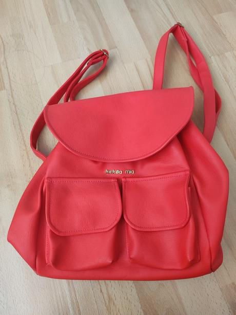 Batoh farfalla, farfalla