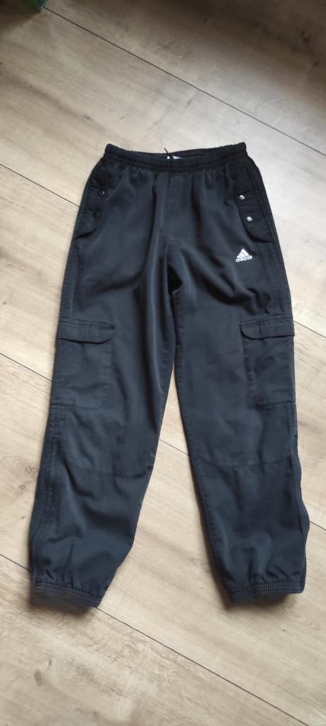 Športové nohavice, adidas,152