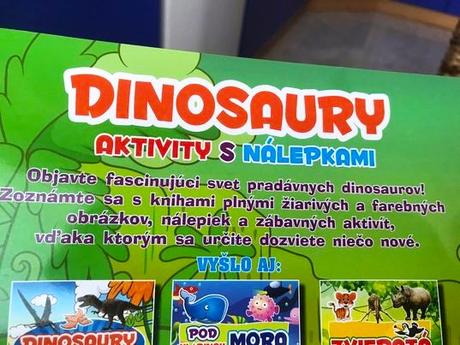 Dinosaury - aktivity s nálepkami,