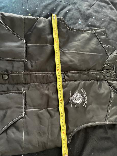 Predam chlapčenskú vestu, 134