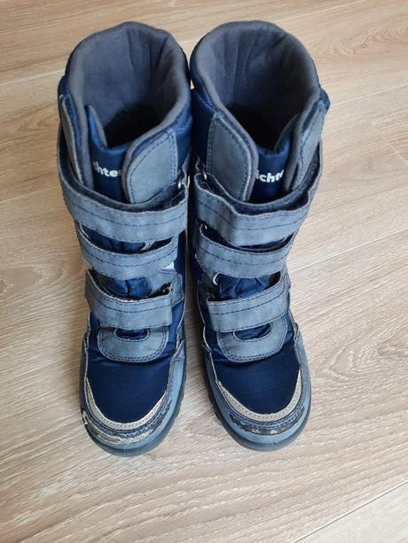 Tmavo modre snehule, richter,32