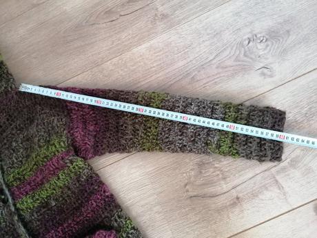 Svetrík /kabatik, s