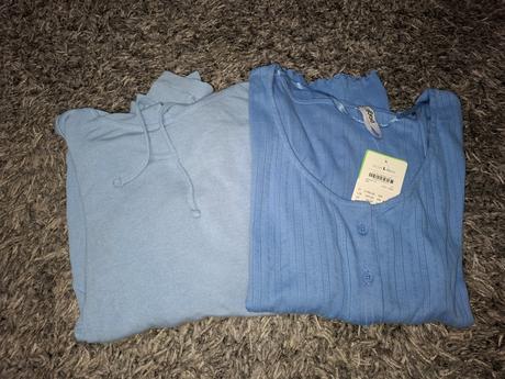 Modré pulóvre, takko,m