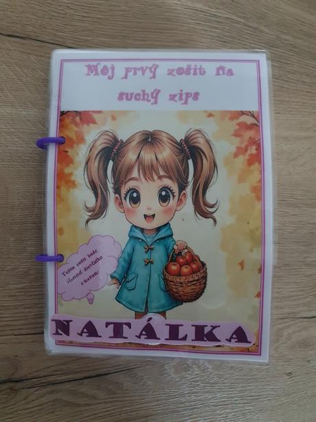 Pracovný zošit na suchý zipa dievčatko od 1 rok., 