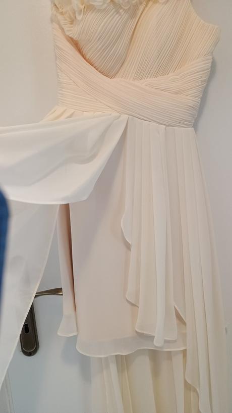 Spoločenske saty, 36