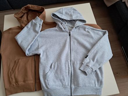 Mikina šedá reserved 140-146, reserved,140