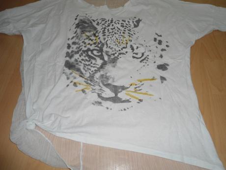 Letne tenke biele tricko, s