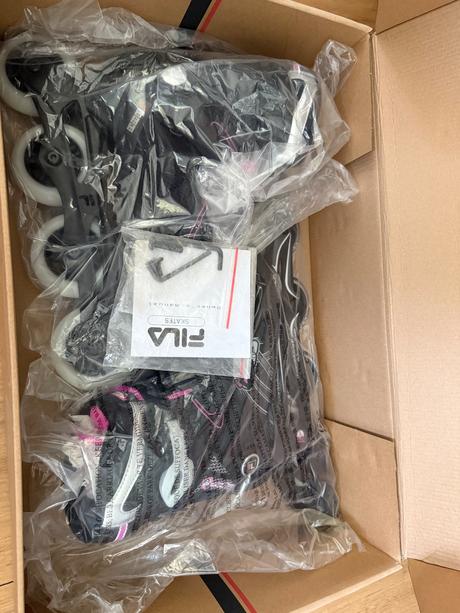 Kolieskové korčule, fila,37