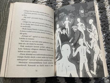 Tigrí tím útok z vesmíru (2013),