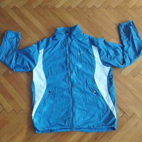 Bunda na šport, nike,m
