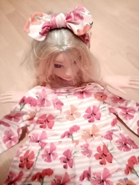 Saty s čelenkou, 92