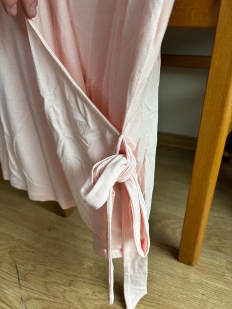 Top so zaväzovaním na boku, 44