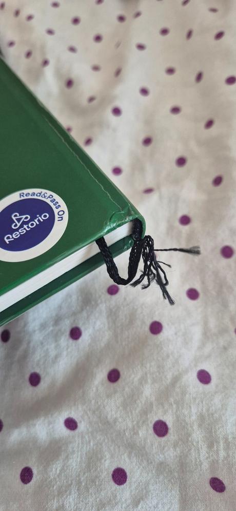 Knihy ženy nacistů 1 a 2, 