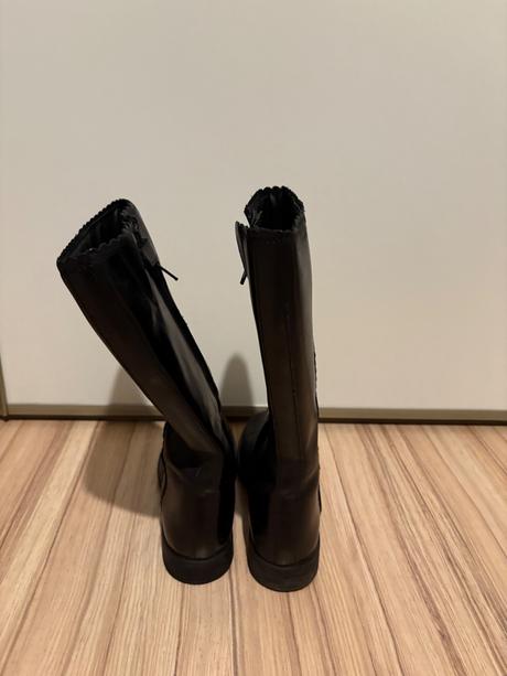 Kozene vysoke cizmy c 35, geox,35