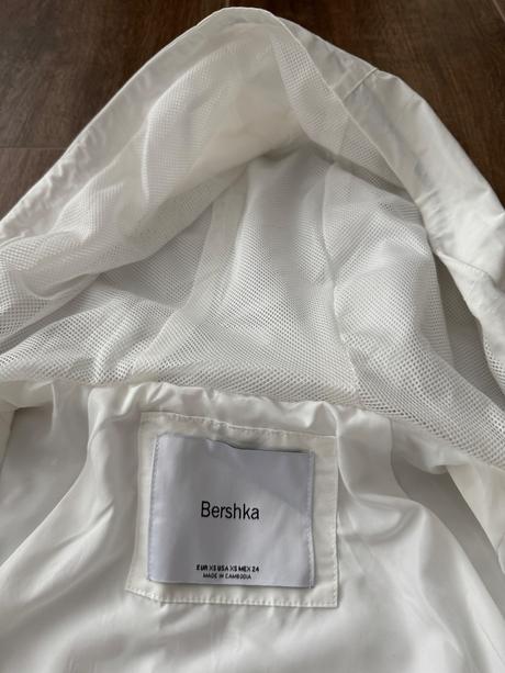 Biela bunda, bershka,xs