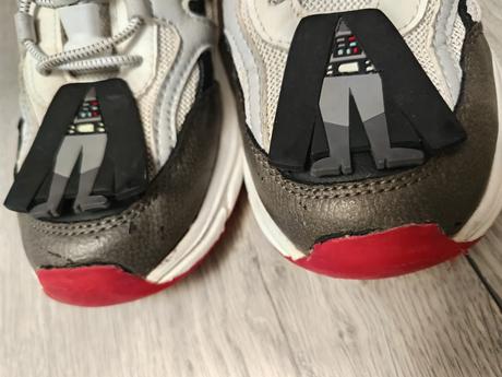 Tenisky, reserved,32