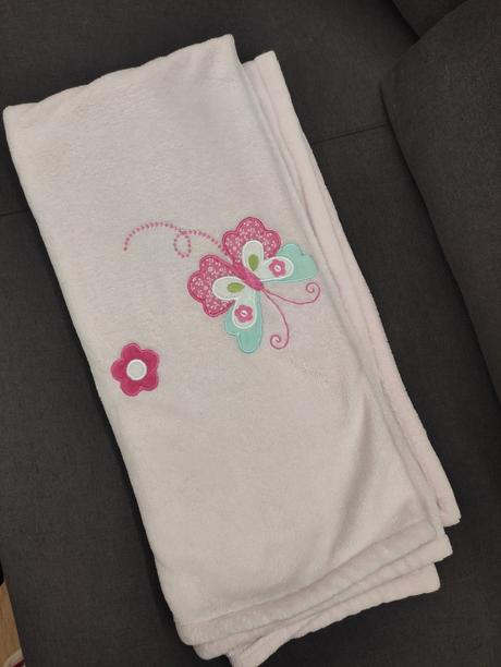 Makucka deka s motylikom,