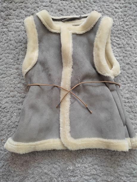 Teplá prechodná vesta, 3-4r, mango,104