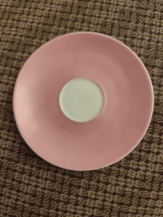 Podšálka cornelia loučky, 