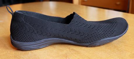 "látkové" balerínky skechers, skechers,40