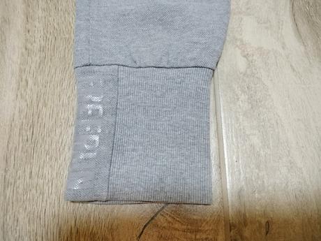 Teplaky, reserved,152