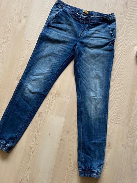 Rifle na gumu jogger, 176