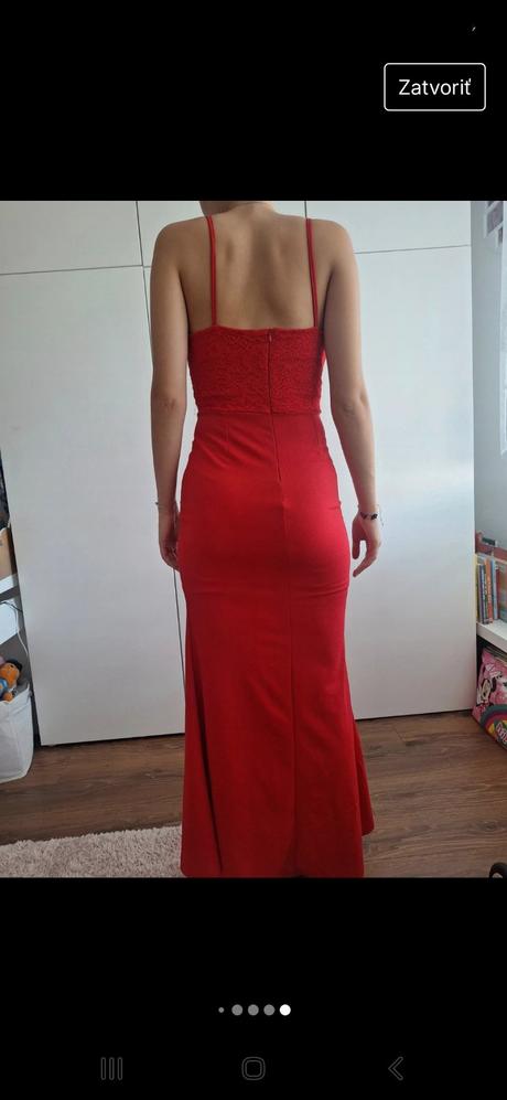 Červené spoločenské šaty, l