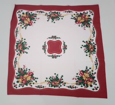 Starší vianočný obrus 76x76cm, 