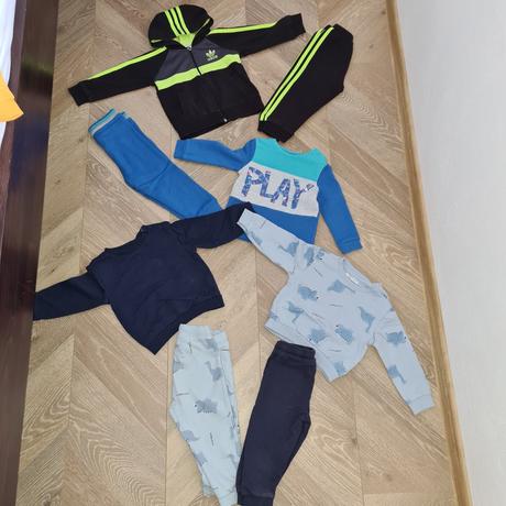 4 teplákove súpravy, pepco,86